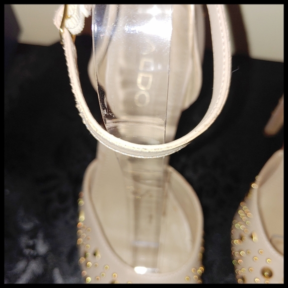 Aldo Cream & Gold Peep-toe Platforms w Ankle Strap - Picture 8 of 9